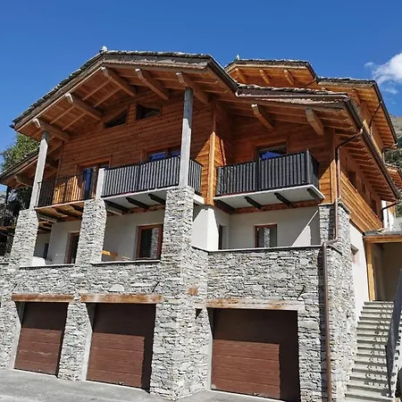 Grand Sainte Marie Apartment *